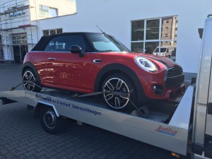 Serviceleistung:car-transfer-mini